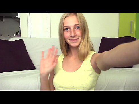❤️ Aspertuta nagoenean alferrak masturbatzen dut nire pussy arrosa ️❌ Sexu bideoa gugan