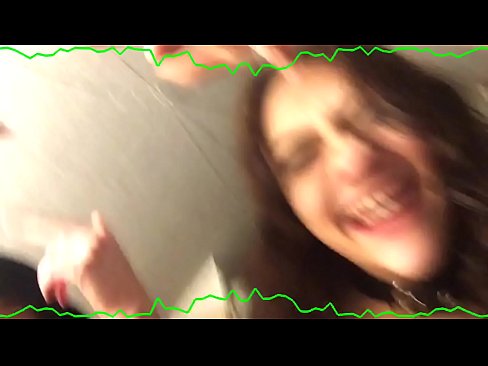 ❤️ Bi kulero emozional morena sexy sasiak geratzen dira puta bitxia ️❌ Sexu bideoa gugan