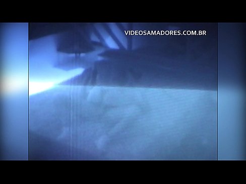 ❤️ Senarrak emazteari filmatzen dio bizilaguna eta makurtu bat dela jakiten du ️❌ Sexu bideoa gugan