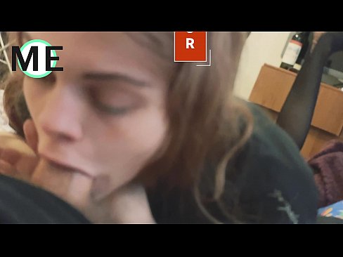 ❤️ Eztarria, galtza urratuak eta takoi urratuak elkartzeko atseginak dira ️❌ Sexu bideoa gugan